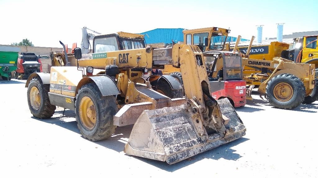 CAT TH63 Carretillas telescópicas