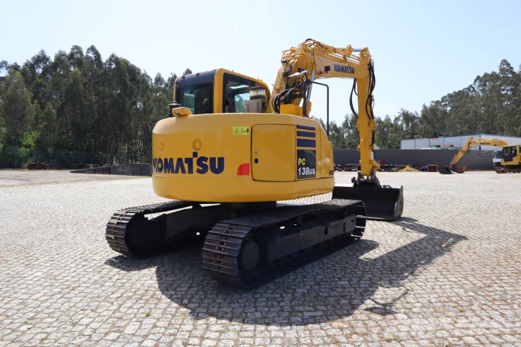 Komatsu PC138US-8 Escavadeiras de esteiras