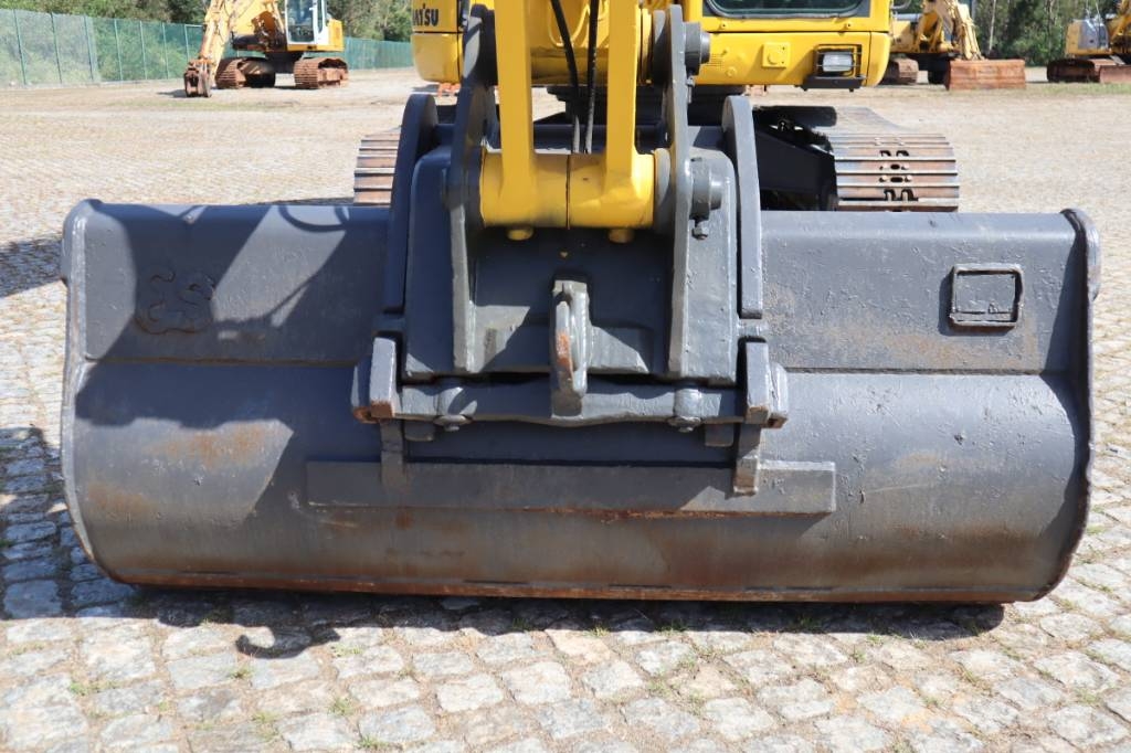 Komatsu PC138US-8 Escavadeiras de esteiras