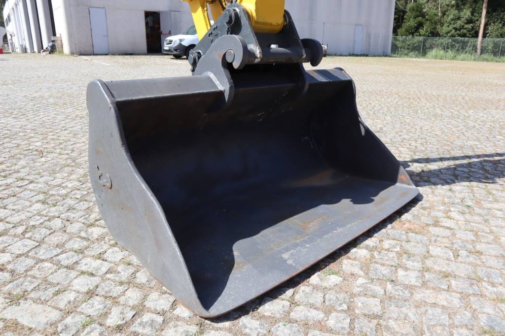 Komatsu PC138US-8 Escavadeiras de esteiras