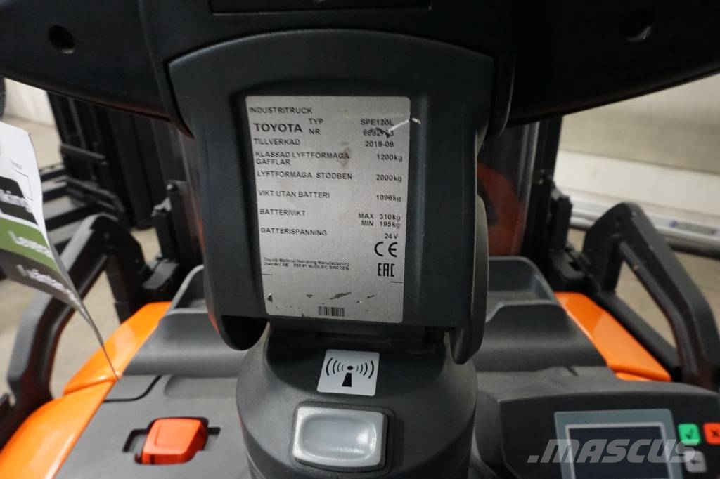 Toyota SPE120L Käyden ajettavat pinoamistrukit