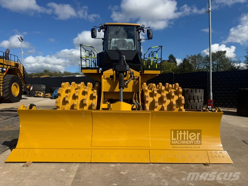 CAT 825 Kompaktorji tal
