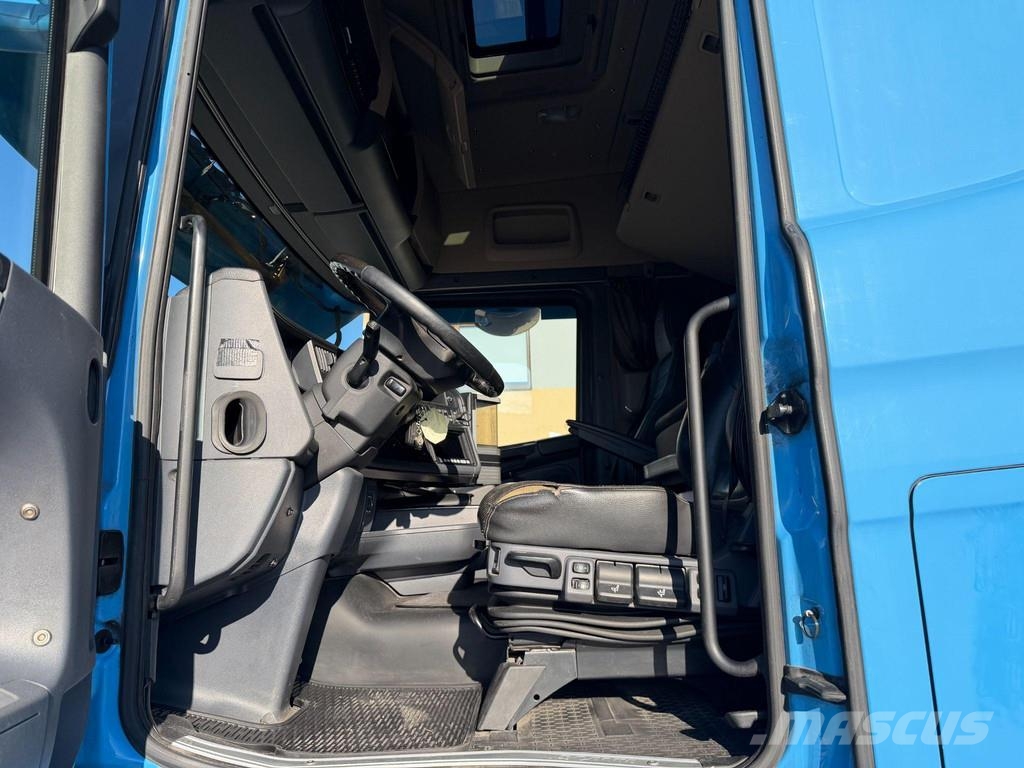 Scania R730 8X4*4 EURO6 + RETARDER + HYDRAULIC PUMP + BDF Kontejnerski kamioni