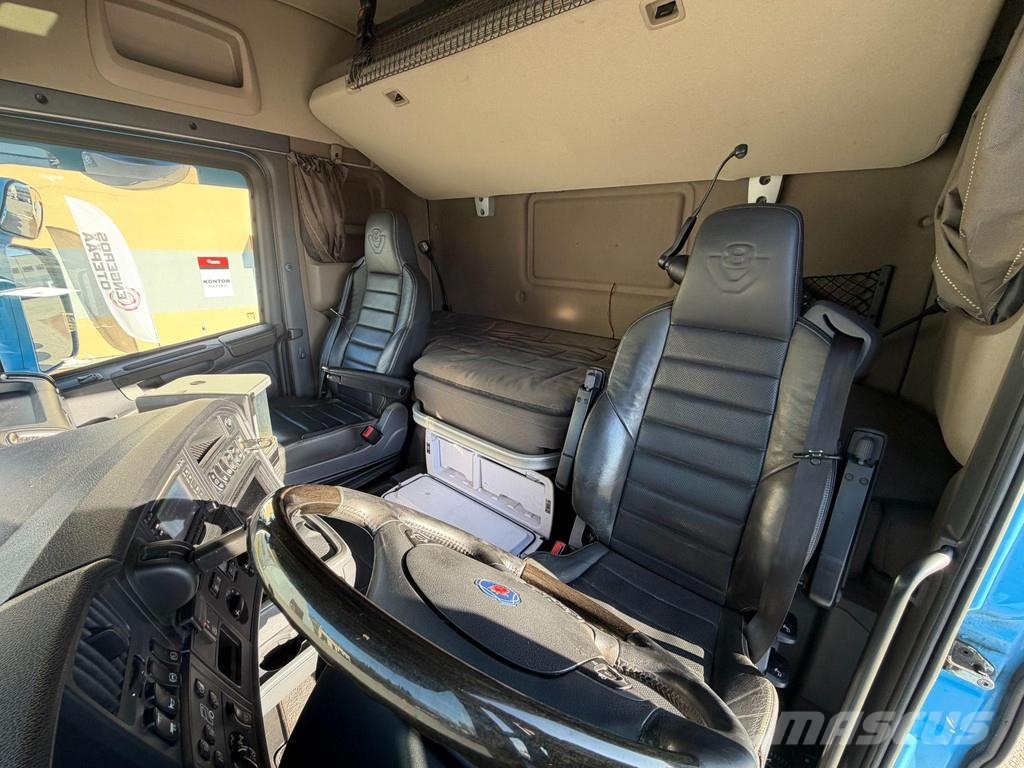Scania R730 8X4*4 EURO6 + RETARDER + HYDRAULIC PUMP + BDF Kontejnerski kamioni