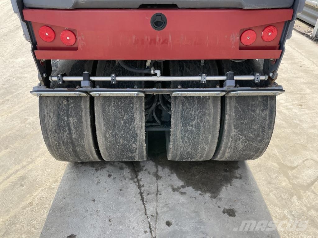 Dynapac CC1200C Kombinované válce