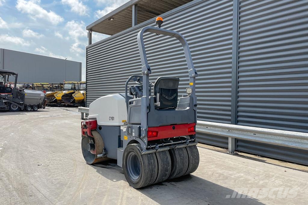 Dynapac CC1200C Kombinované válce