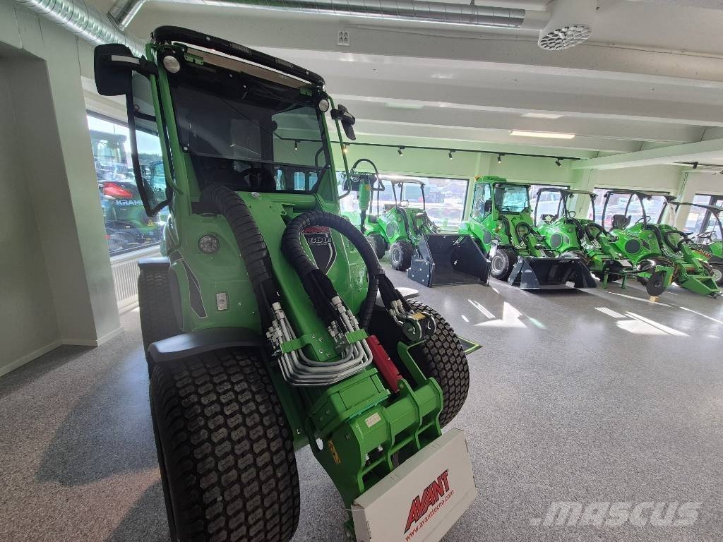 Avant 860 Black Edition Skid steer loaders