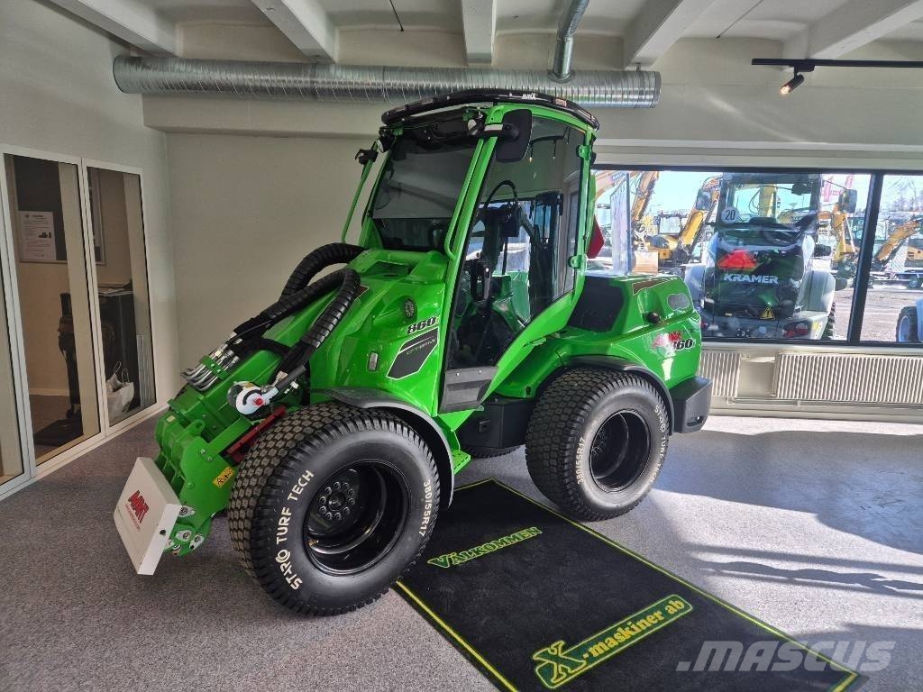 Avant 860 Black Edition Skid steer loaders
