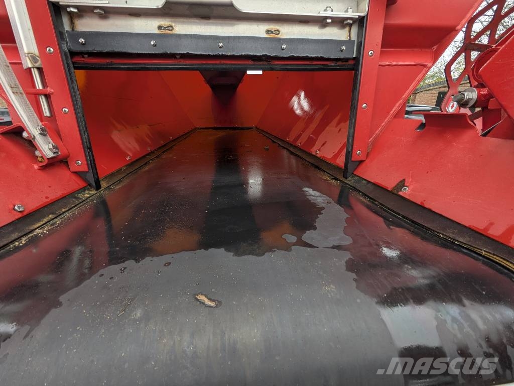 Krm BREDAL K65 Rasturači mineralnog đubriva