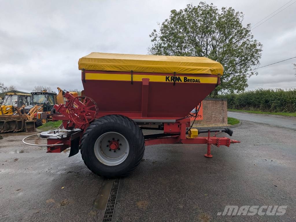 Krm BREDAL K65 Rasturači mineralnog đubriva