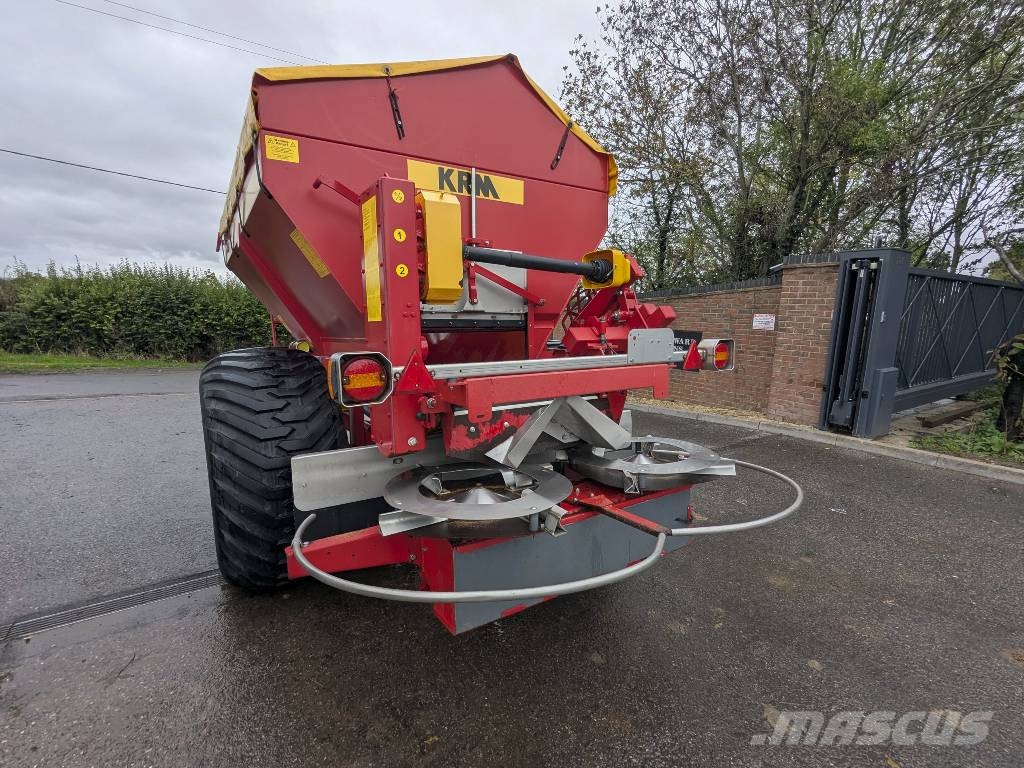 Krm BREDAL K65 Rasturači mineralnog đubriva