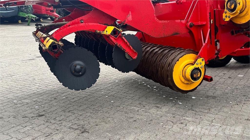 Väderstad Carrier 1225 neue Steelrunner + Discs Gradas de discos