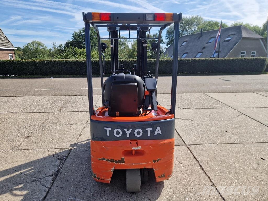 Toyota 1.5 ton elektrisch hefhoogte 5.00m, sideshift Elektrische heftrucks