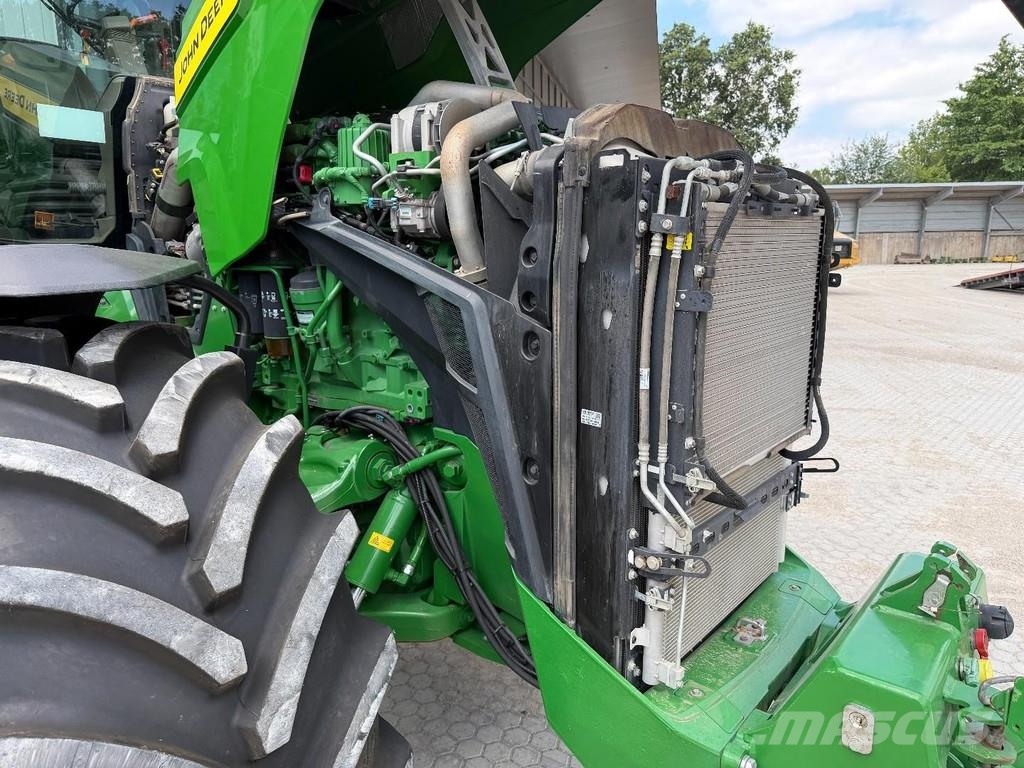 John Deere 8R 370 Trattori