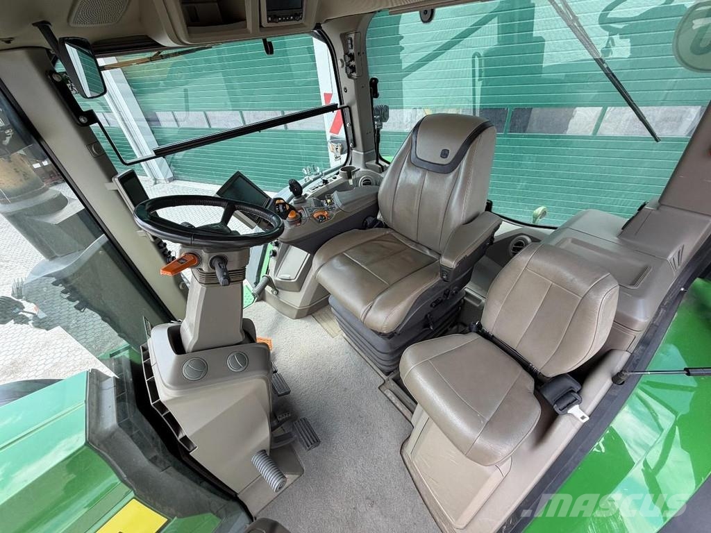John Deere 8R 370 Trattori