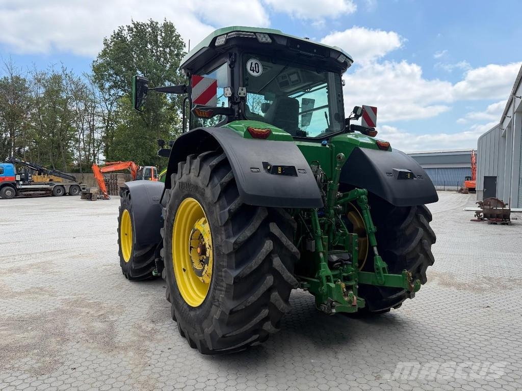 John Deere 8R 370 Trattori