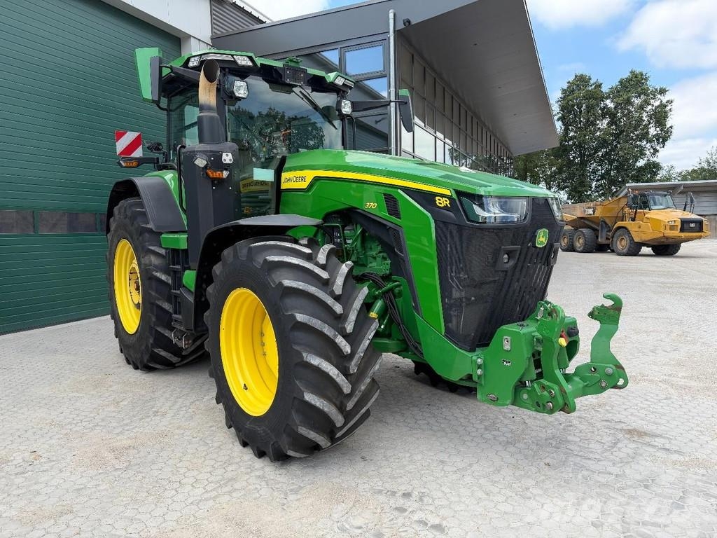 John Deere 8R 370 Trattori