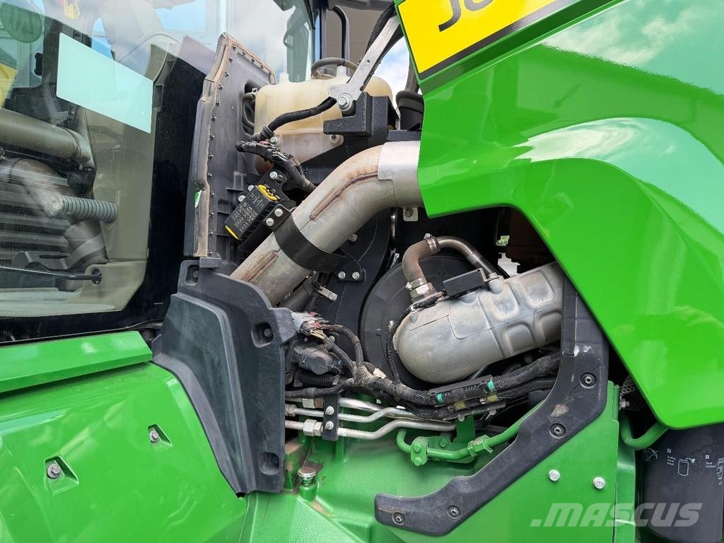 John Deere 8R 370 Trattori