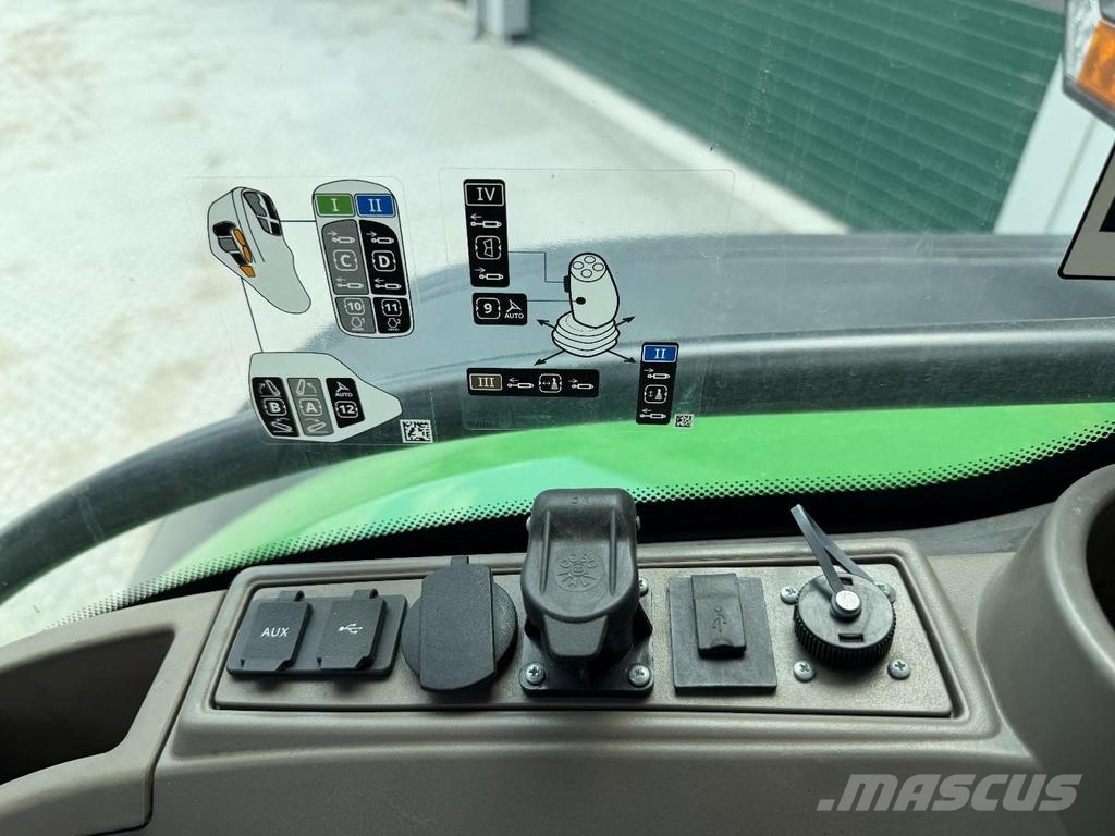 John Deere 8R 370 Trattori