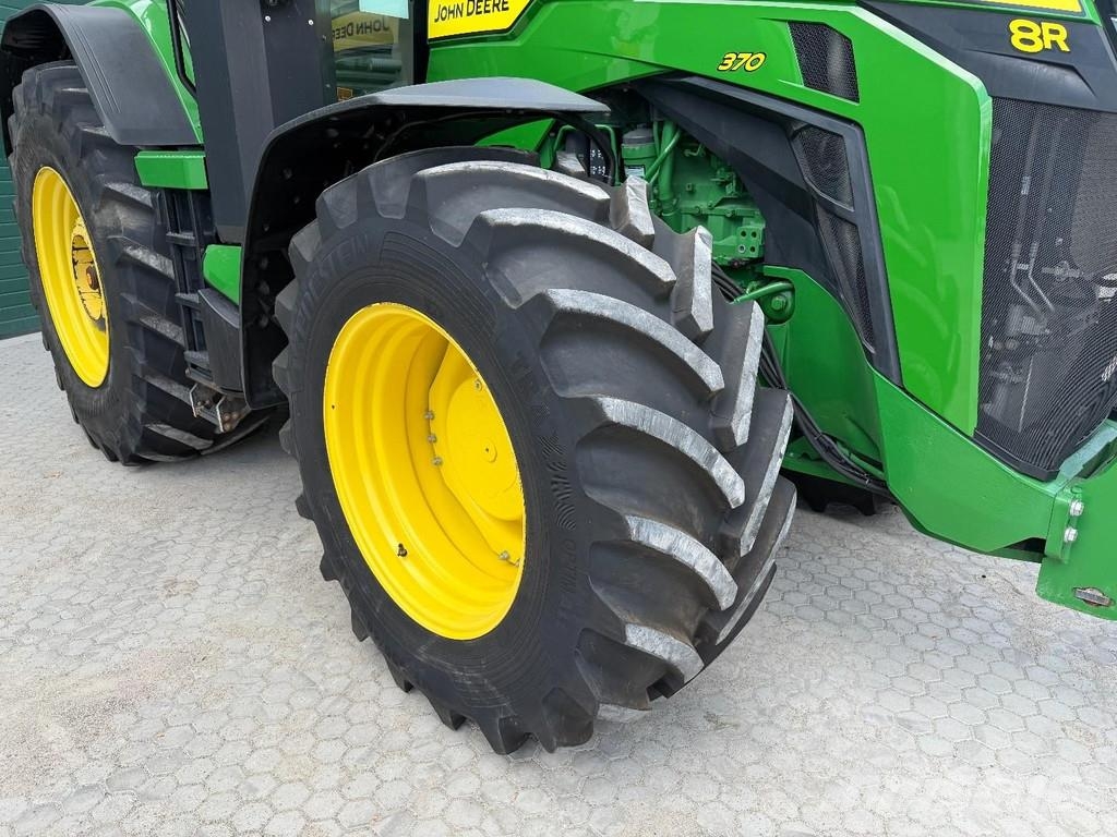 John Deere 8R 370 Trattori