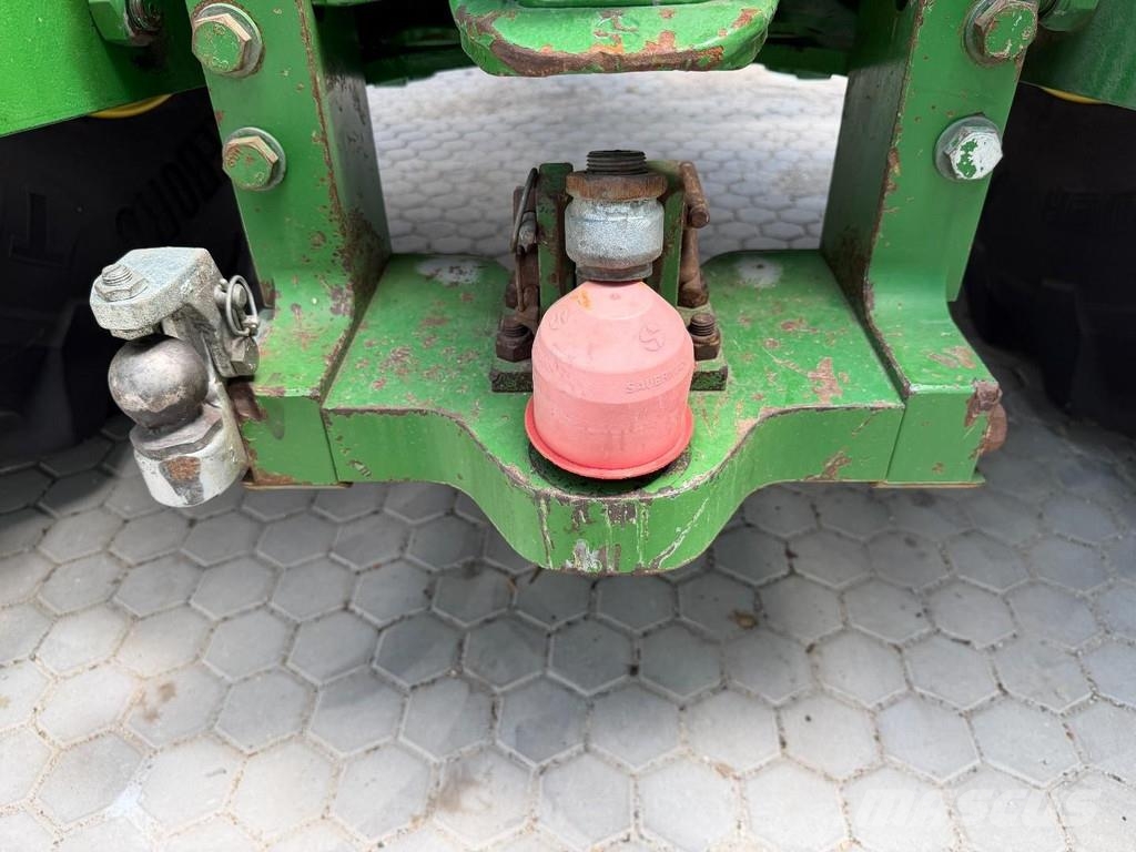 John Deere 8R 370 Trattori
