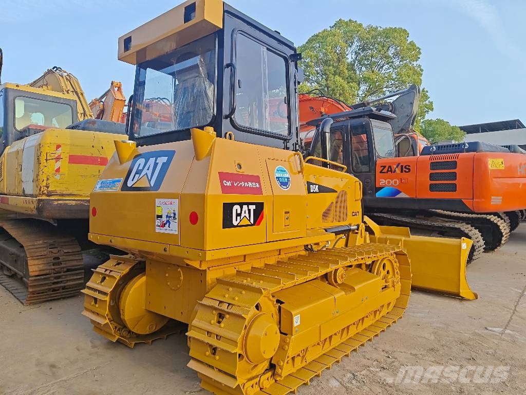 CAT D 5 K Buldožeri guseničari