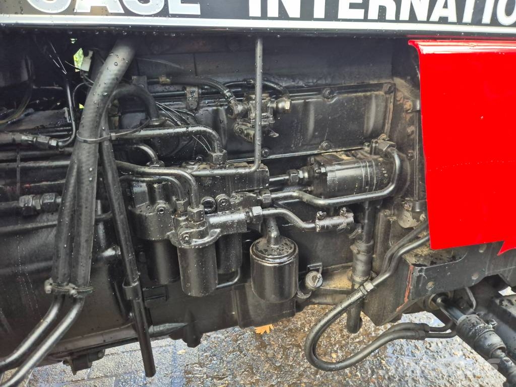 Case IH 845 XL Plus Traktoren