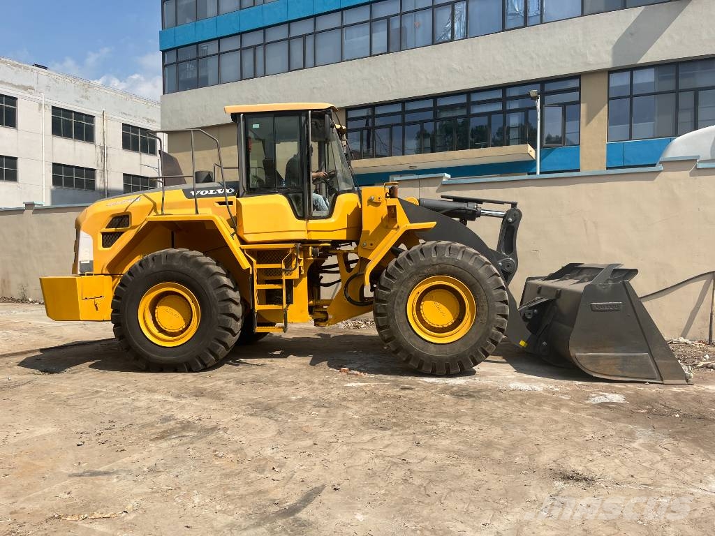 Volvo L 105 휠로우더
