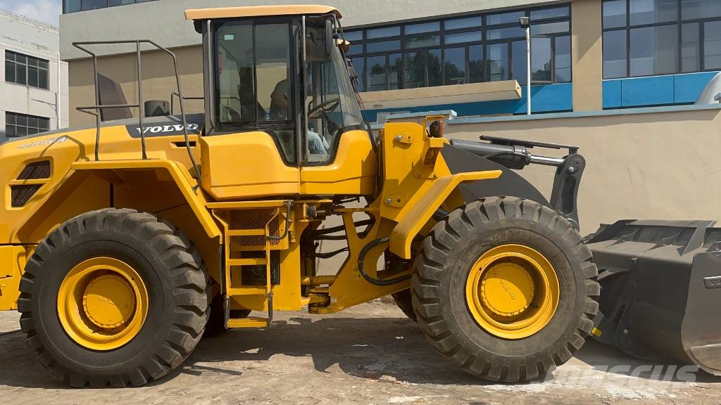 Volvo L 105 휠로우더