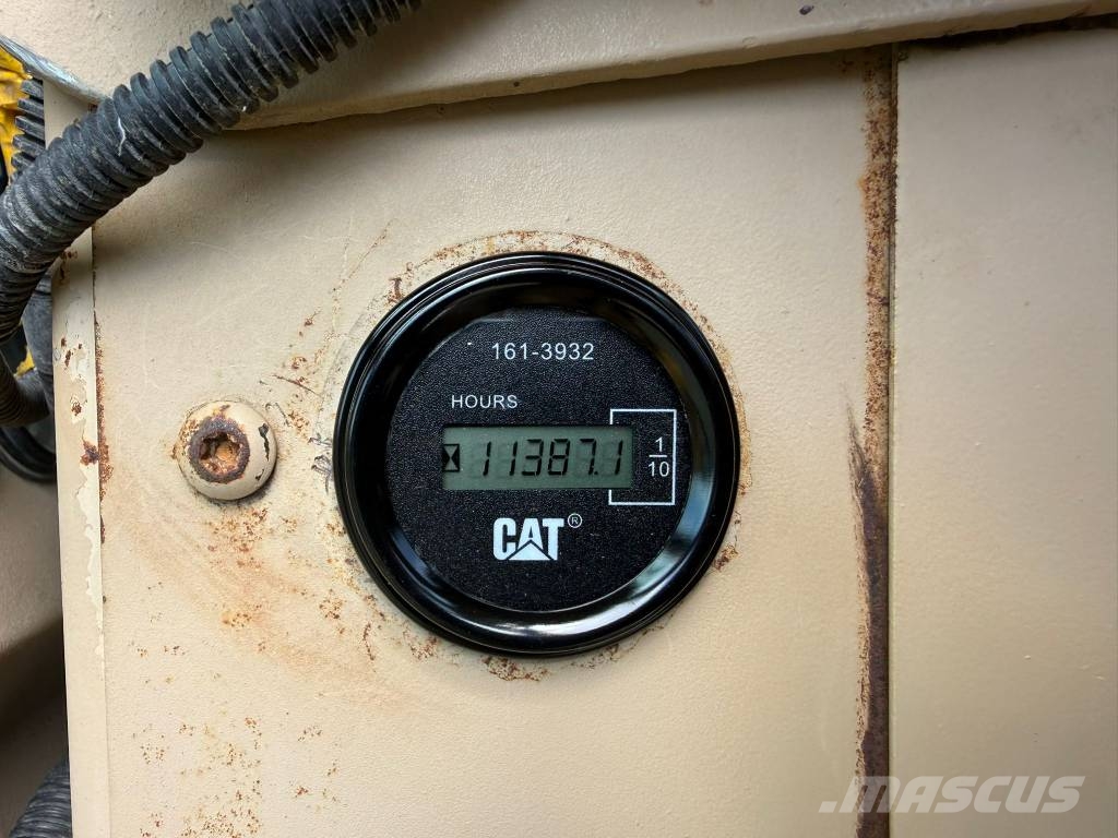 CAT 14H Niveleuse