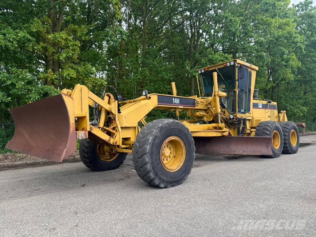 CAT 14H Niveleuse