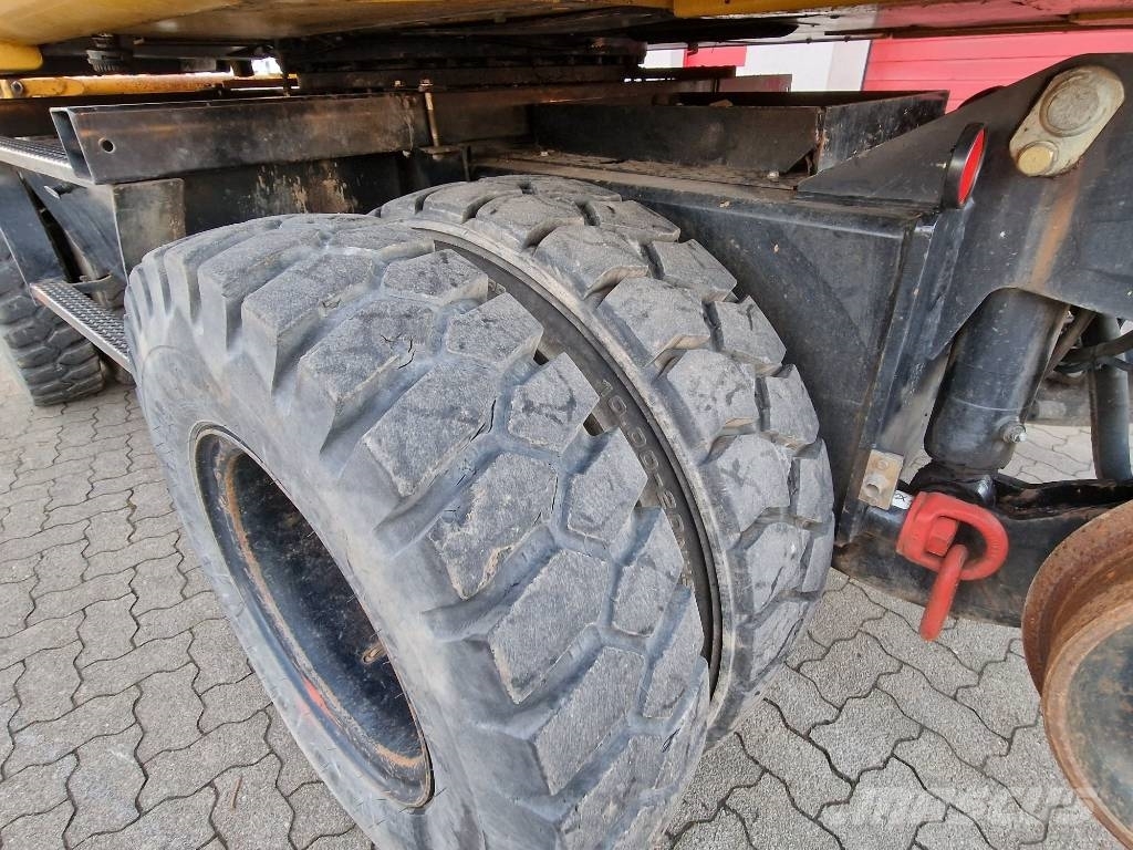 Atlas 1404 KZW حفارات بعجل