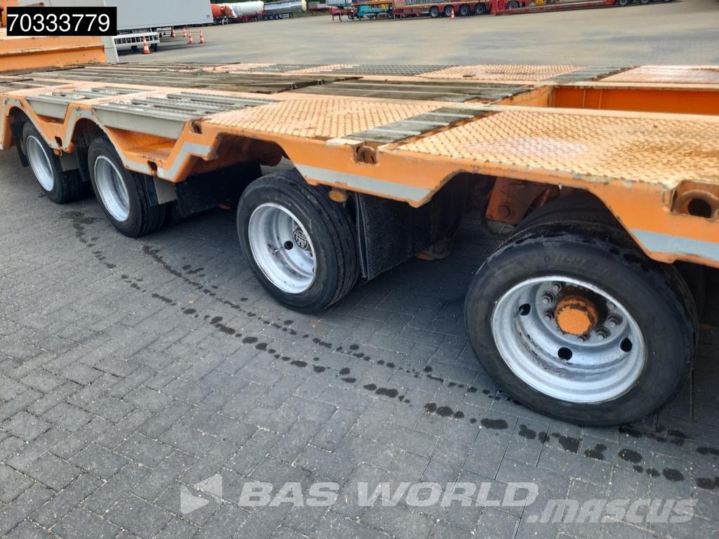Meusburger MTS-4 Low loader-semi-trailers
