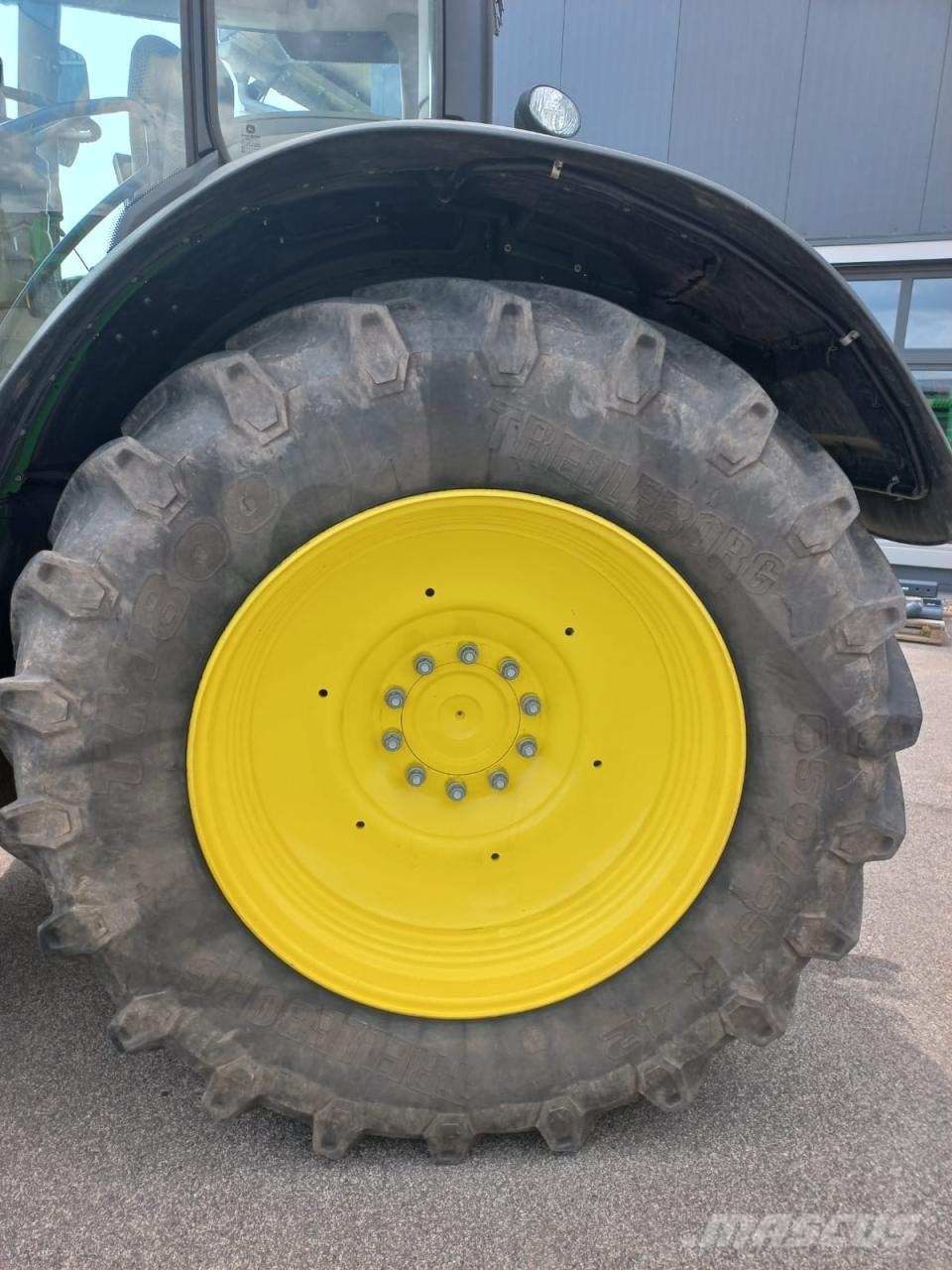 John Deere 6215R Tractores