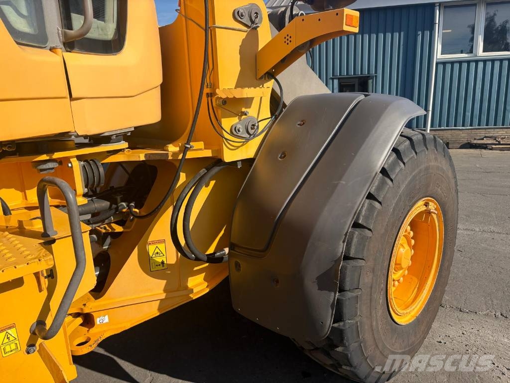 Volvo L 90 H Kolesni nakladalci