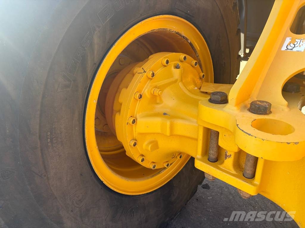Volvo L 90 H Kolesni nakladalci