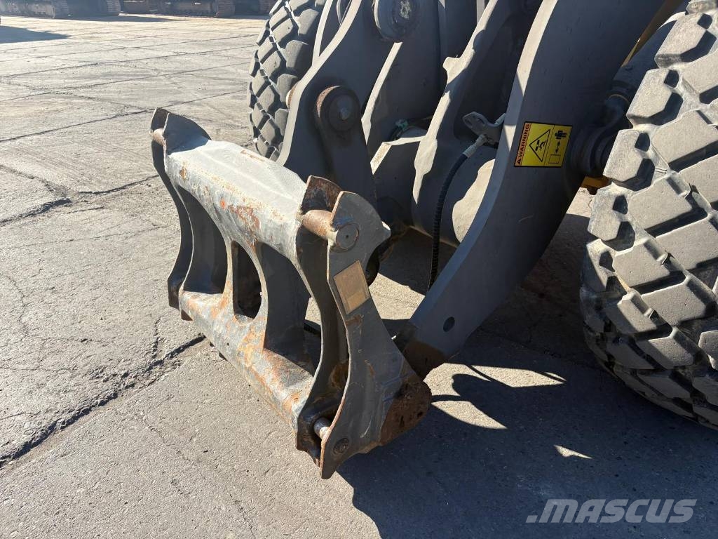 Volvo L 90 H Kolesni nakladalci