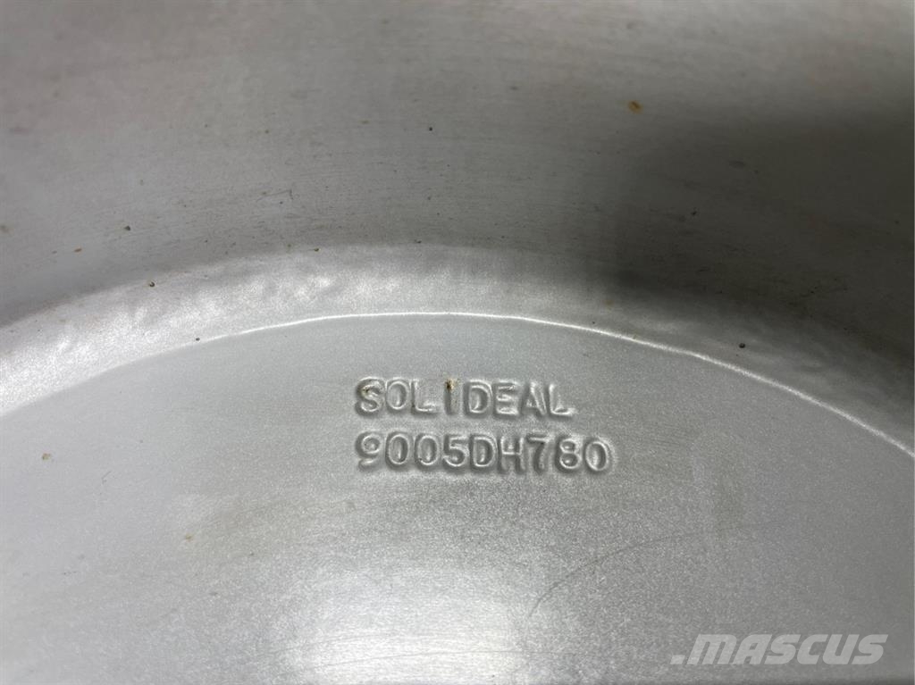 ATN PIAF1000R-Solideal 406/127-266.7 (16x5x10.5)-Tire Pneumatiky, kola a ráfky