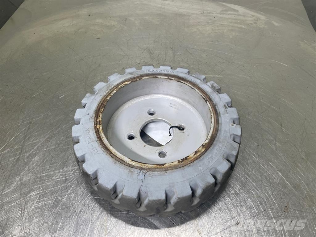 ATN PIAF1000R-Solideal 406/127-266.7 (16x5x10.5)-Tire Pneumatiky, kola a ráfky