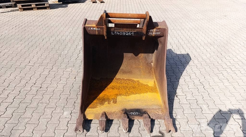 Other Tieflöffel passend OilQuick OQ70/55 1250 mm gebr Tieflöffel