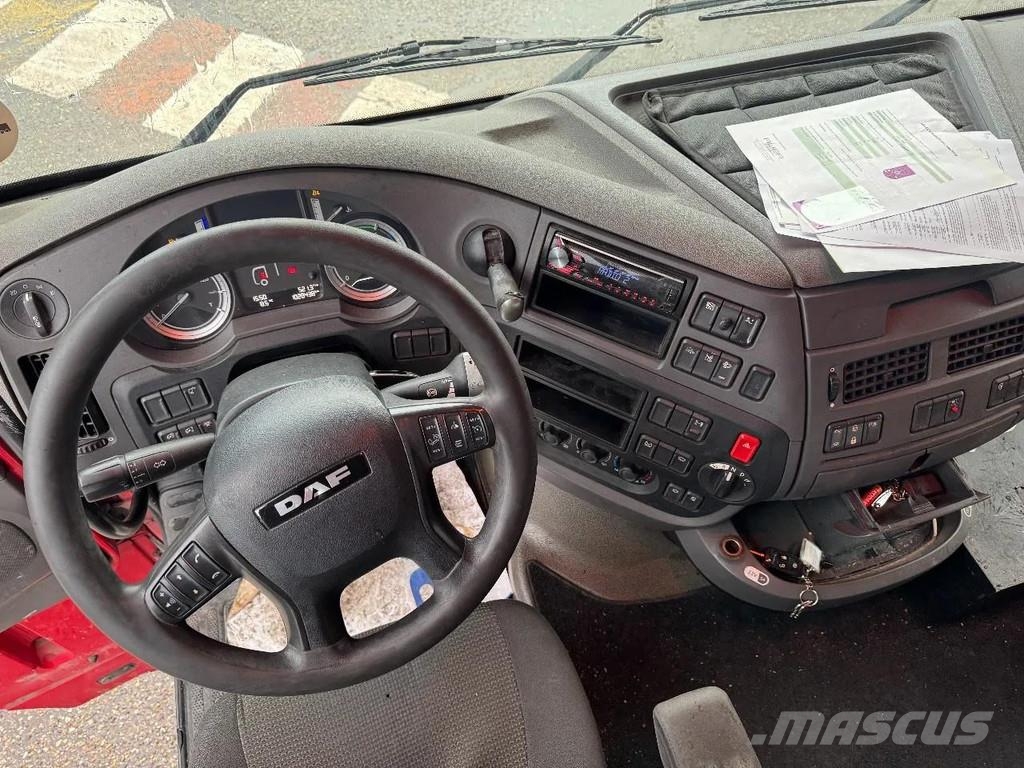 DAF XF 460 4X2 EURO 6 SKIRTS STANDAIRCO Nyergesvontatók