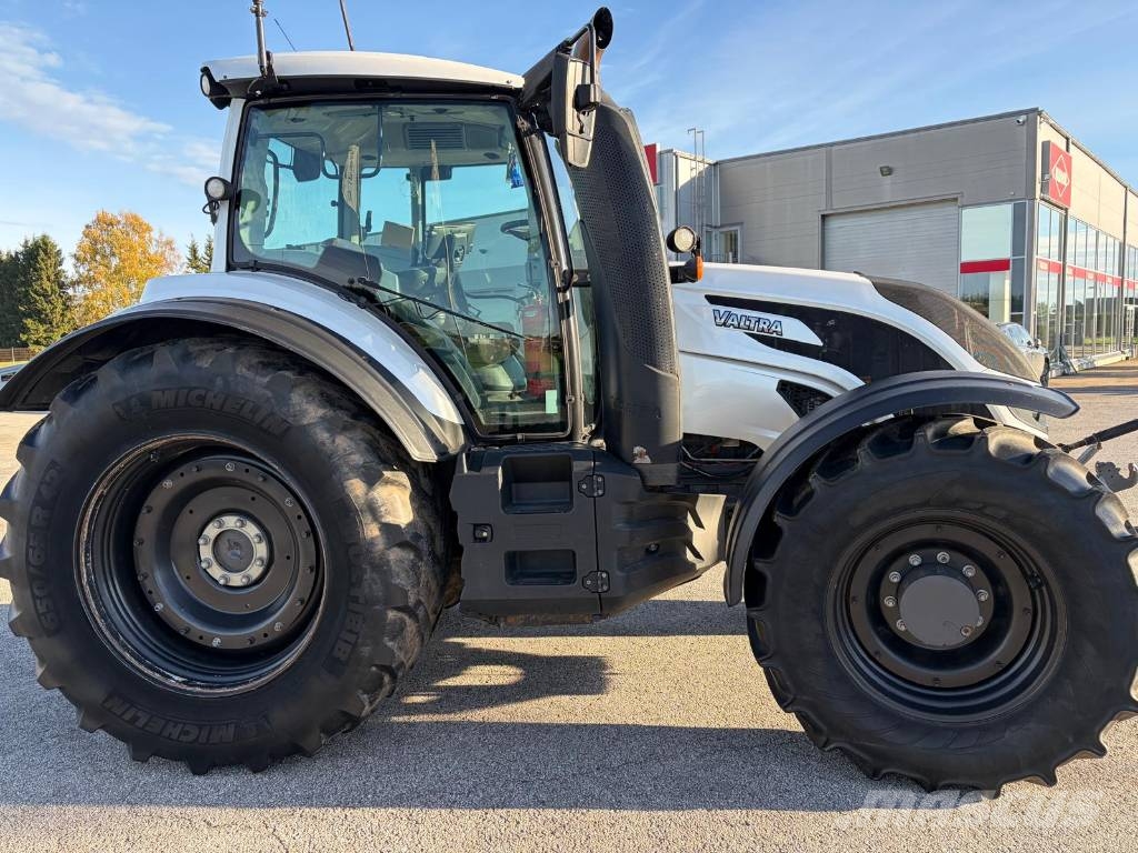 Valtra T 254 Versu Traktorid
