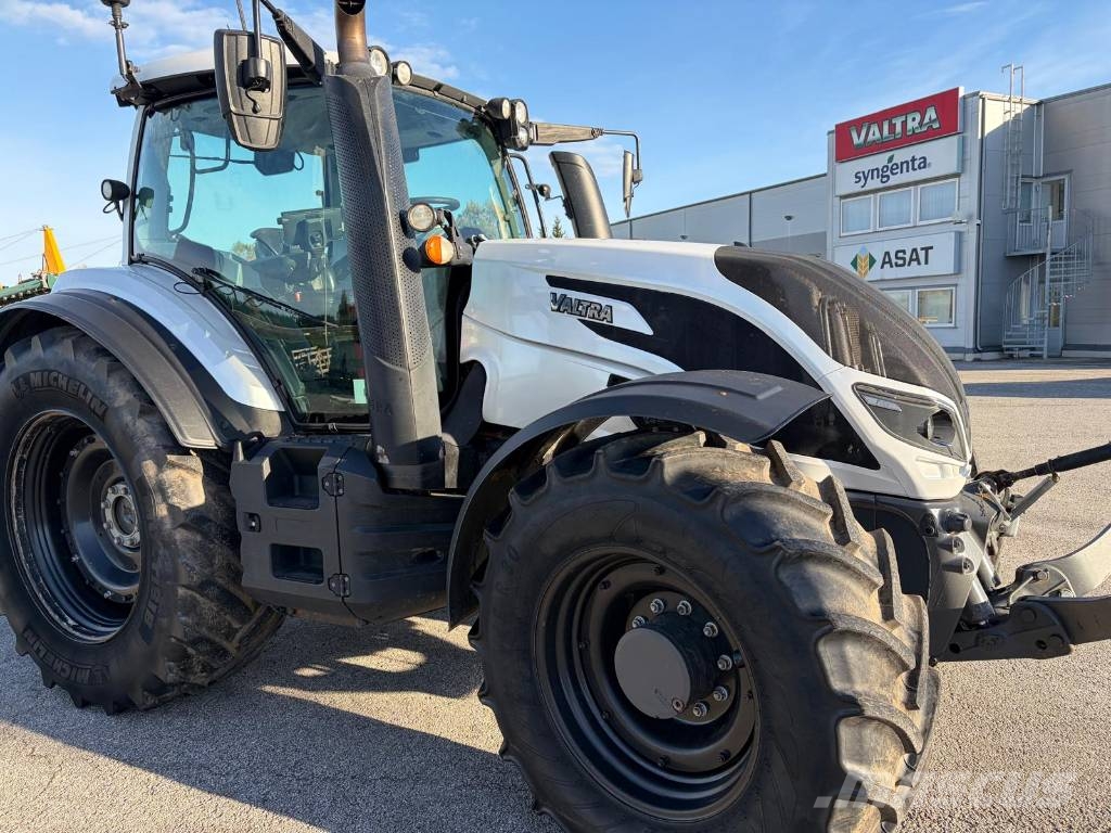 Valtra T 254 Versu Traktorid