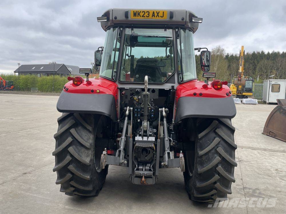 Massey Ferguson 5S.125 Traktoren