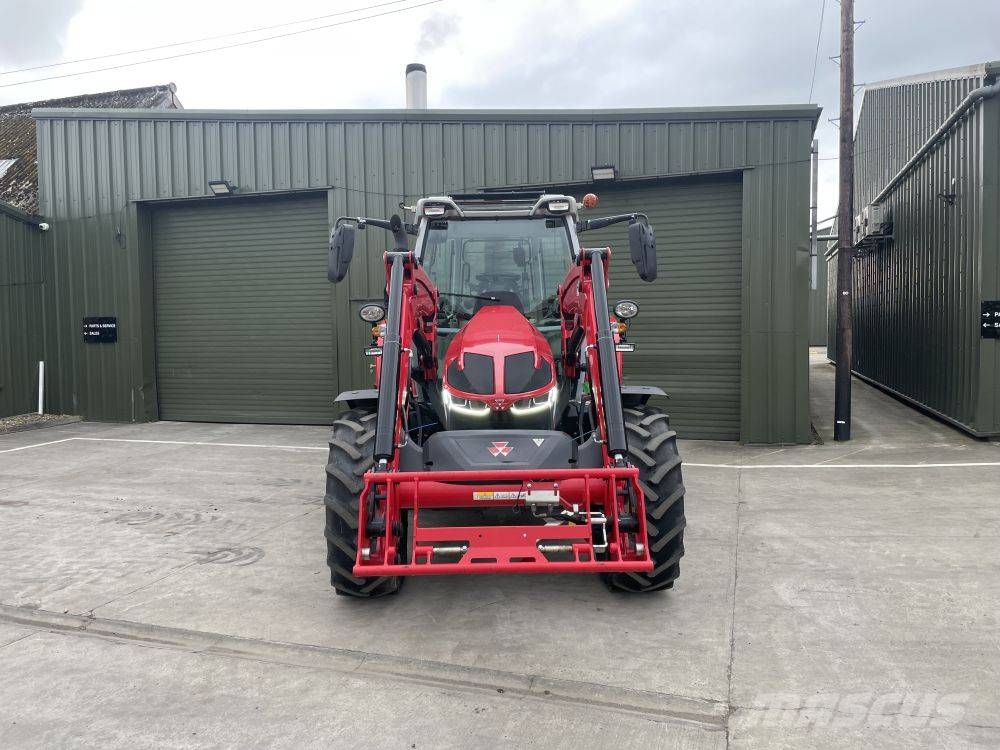 Massey Ferguson 5S.125 Traktoren