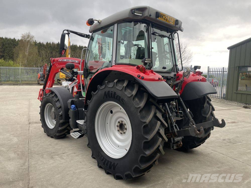 Massey Ferguson 5S.125 Traktoren
