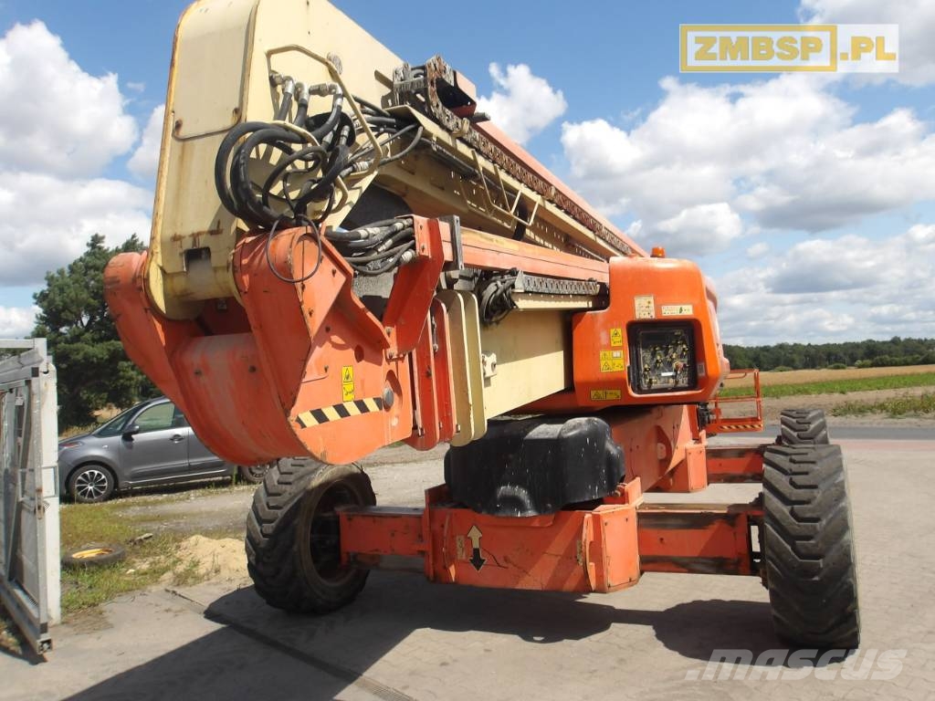 JLG 1250 AJP Nacelles articulées