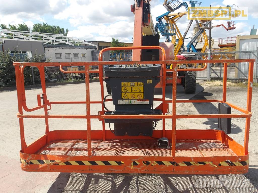 JLG 1250 AJP Nacelles articulées