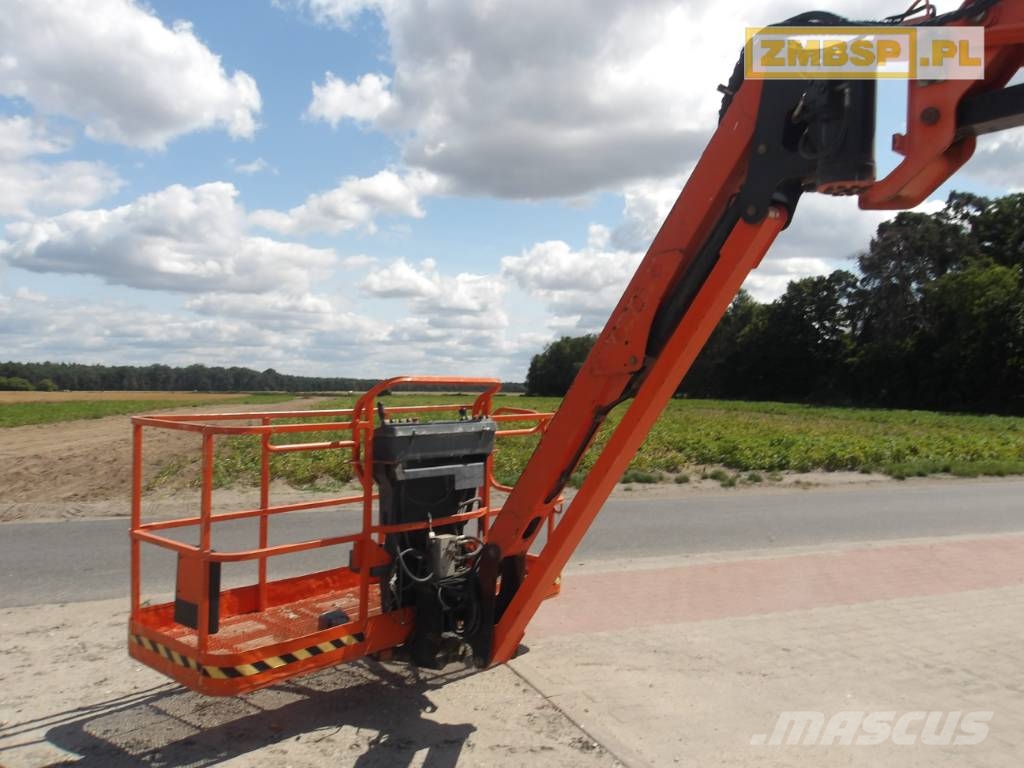 JLG 1250 AJP Nacelles articulées