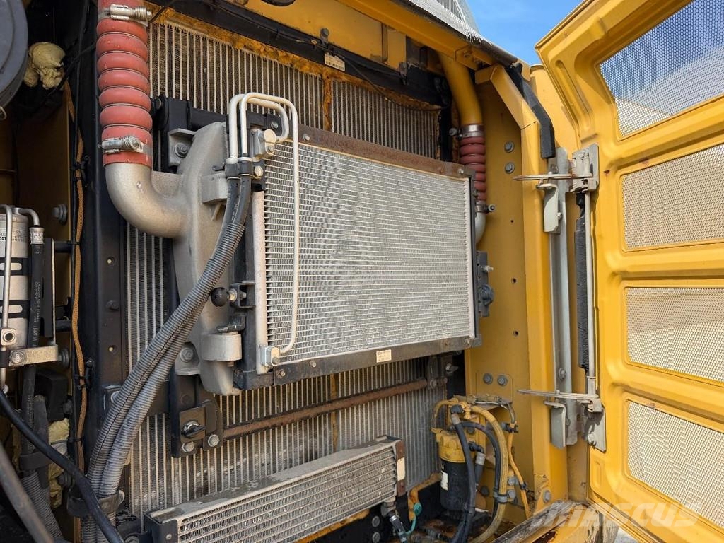 CAT 323 EL Muud ekskavaatorid